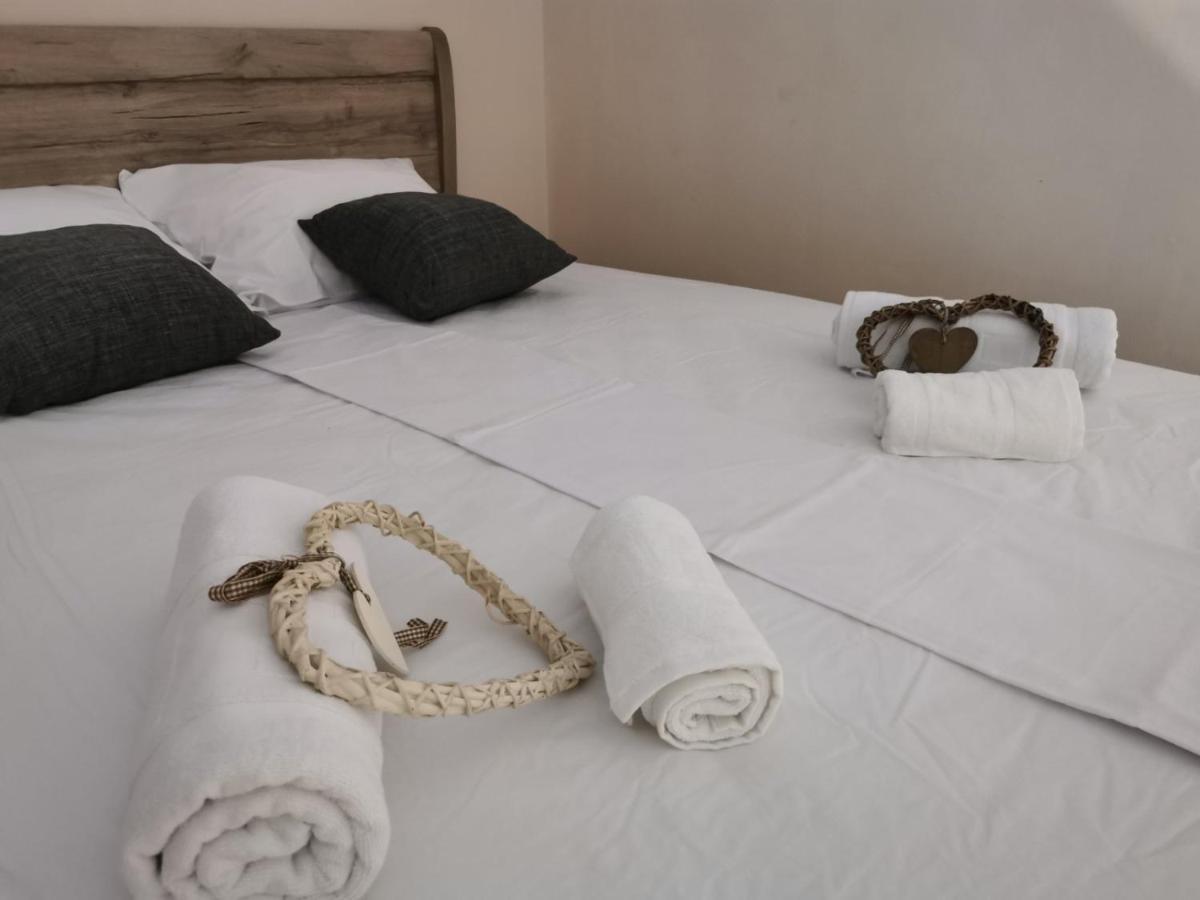 Hotel Capital Lux 니드리 외부 사진