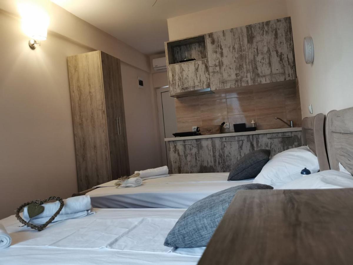 Hotel Capital Lux 니드리 외부 사진